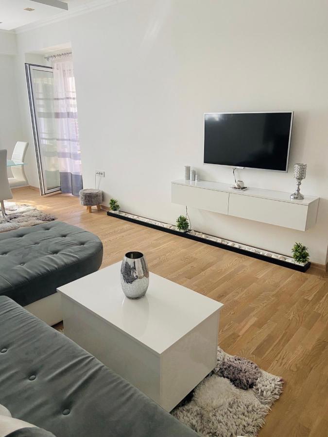 Royal King Apartment Kumanovo Ngoại thất bức ảnh